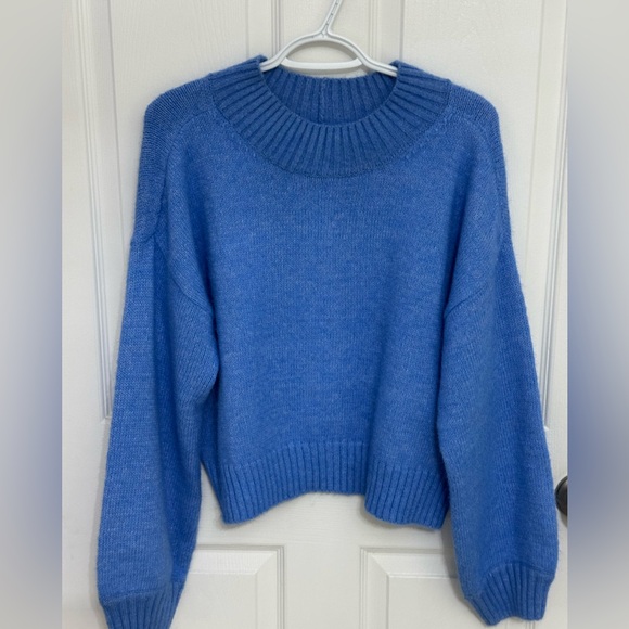 American Eagle Snow Stopper Sweater Bright Blue Cropped Knit Medium - Picture 4 of 13